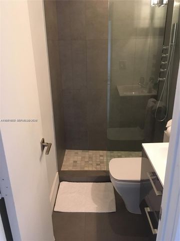 600 15th St 9, Miami Beach, FL 33139