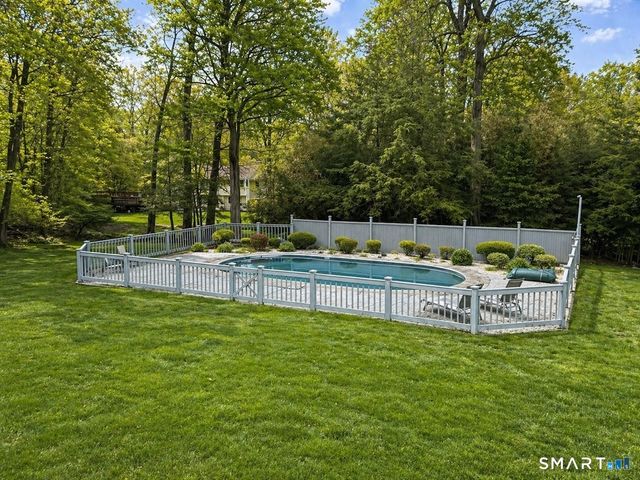 11 Twin Circle Drive, Westport, CT 06880
