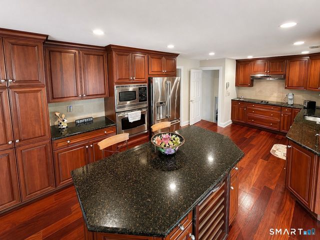 11 Twin Circle Drive, Westport, CT 06880
