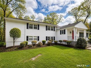 11 Twin Circle Drive, Westport, CT 06880