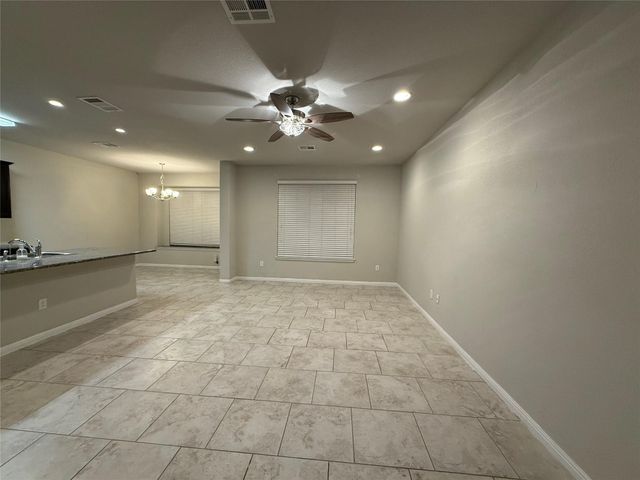410 Epiphany LN, Pflugerville, TX 78660