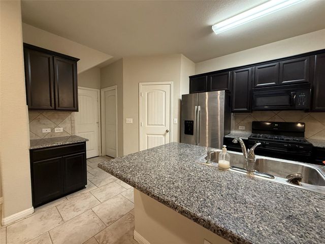 410 Epiphany LN, Pflugerville, TX 78660
