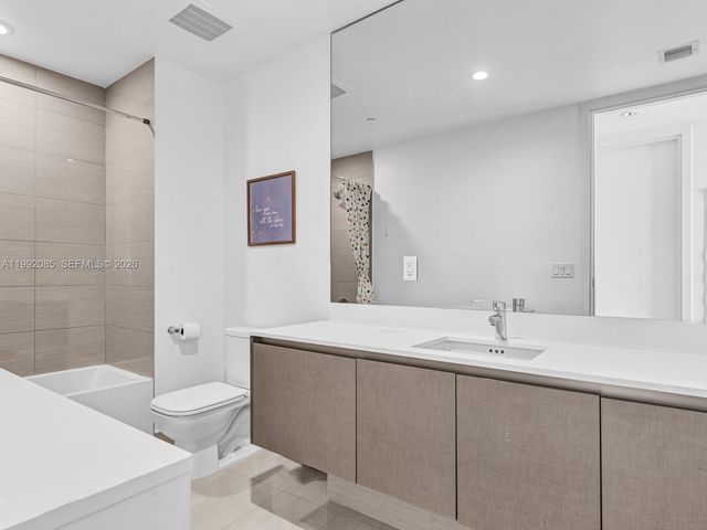 3300 NE 188th Street 511, Aventura, FL 33180