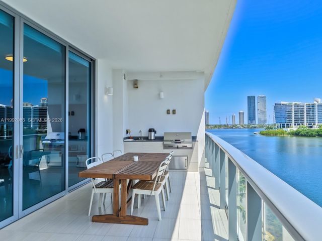 3300 NE 188th Street 511, Aventura, FL 33180