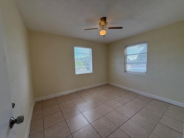 1913 Division Avenue, West Palm Beach, FL 33407