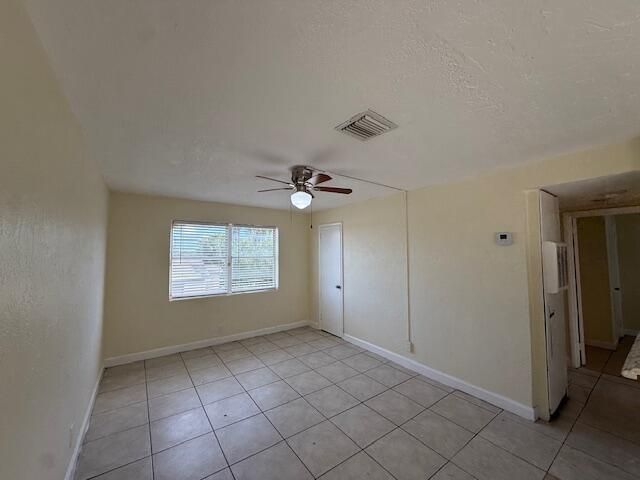 1913 Division Avenue, West Palm Beach, FL 33407