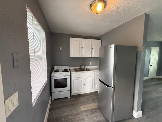 1913 Division Avenue, West Palm Beach, FL 33407
