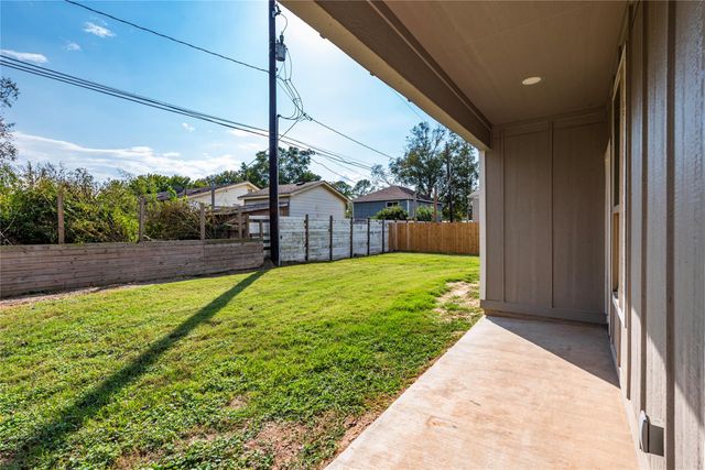 4523 Rose Lane, Fresno, TX 77545