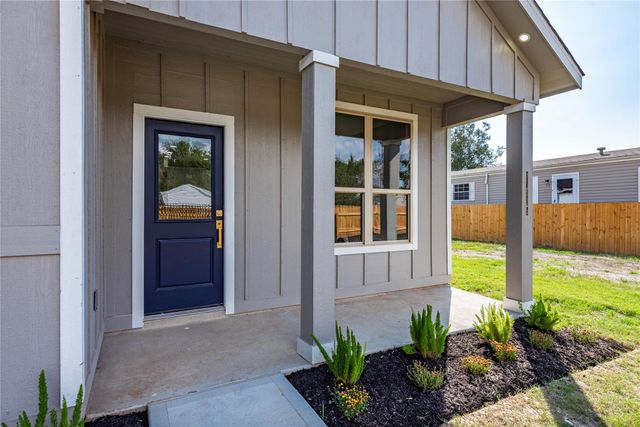 4523 Rose Lane, Fresno, TX 77545