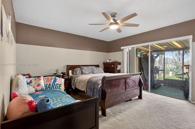 802 NW 79th Ter, Plantation, FL 33324