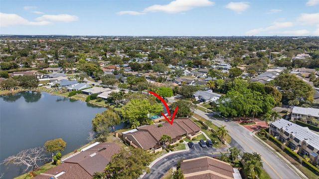 802 NW 79th Ter, Plantation, FL 33324