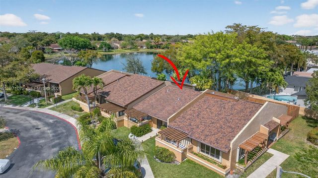 802 NW 79th Ter, Plantation, FL 33324