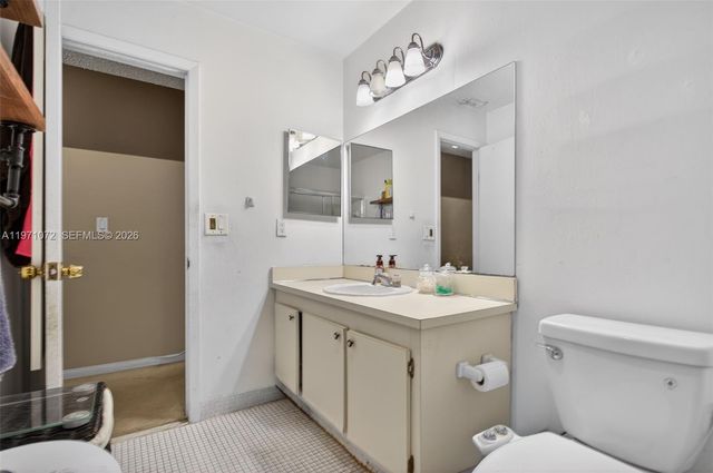 802 NW 79th Ter, Plantation, FL 33324