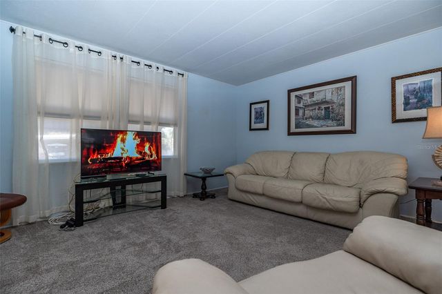 7880 54TH AVENUE N 106, St Petersburg, FL 33709