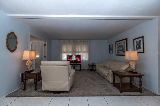 7880 54TH AVENUE N 106, St Petersburg, FL 33709