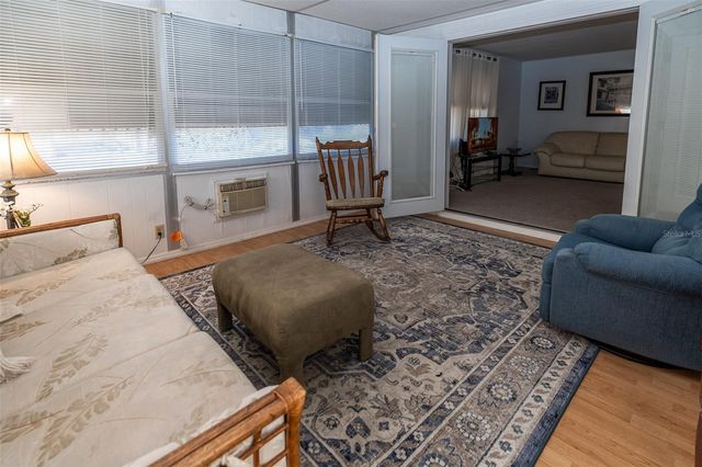 7880 54TH AVENUE N 106, St Petersburg, FL 33709