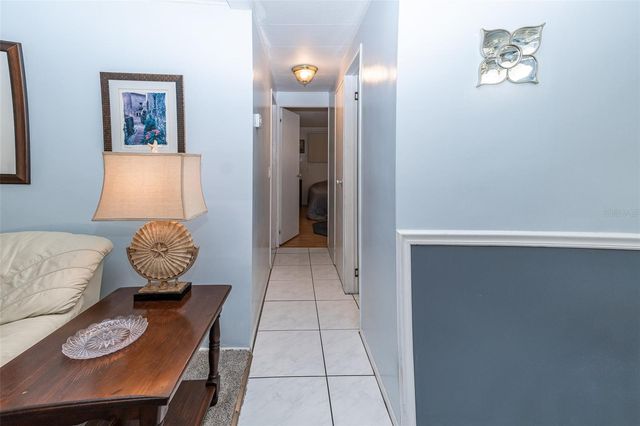 7880 54TH AVENUE N 106, St Petersburg, FL 33709