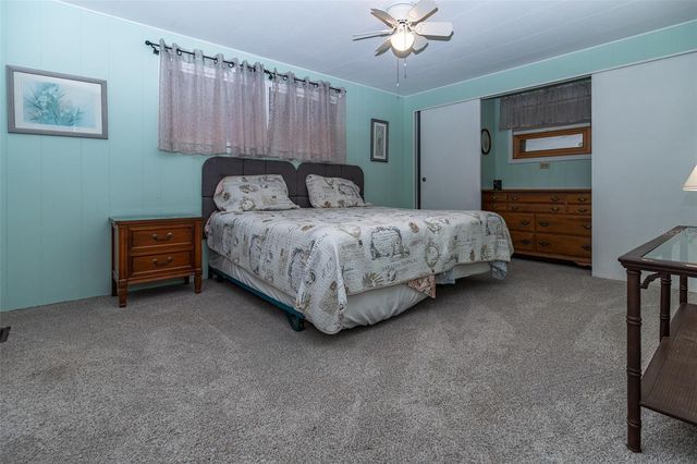 7880 54TH AVENUE N 106, St Petersburg, FL 33709