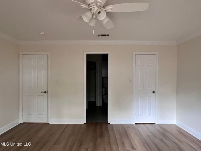 1620 Porpoise Street, Ocean Springs, MS 39564