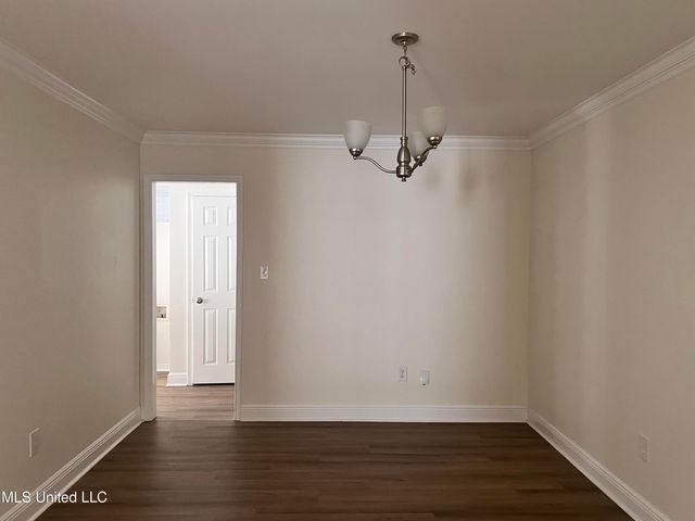 1620 Porpoise Street, Ocean Springs, MS 39564