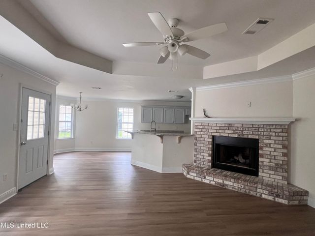 1620 Porpoise Street, Ocean Springs, MS 39564