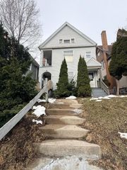 807 S 29th STREET #809, Milwaukee, WI 53215