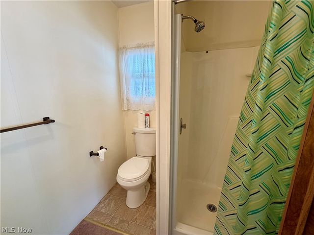 28 Wilpark Drive, Akron, OH 44312