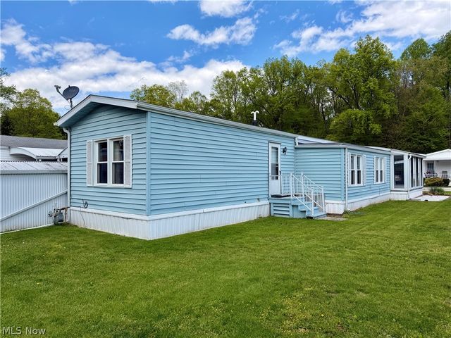 28 Wilpark Drive, Akron, OH 44312