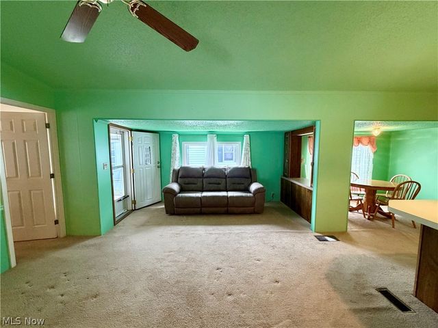 28 Wilpark Drive, Akron, OH 44312