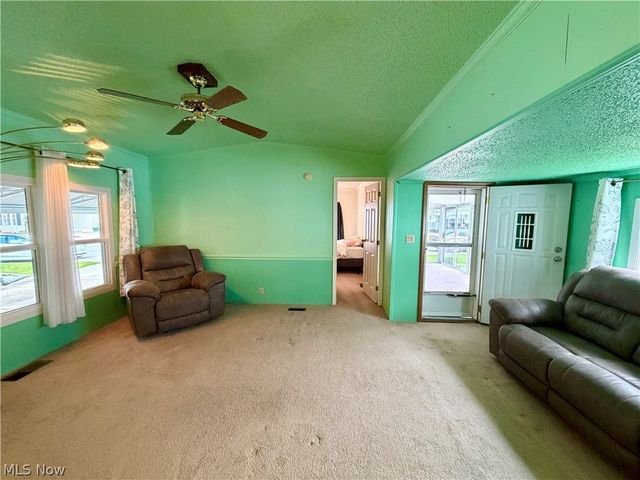 28 Wilpark Drive, Akron, OH 44312