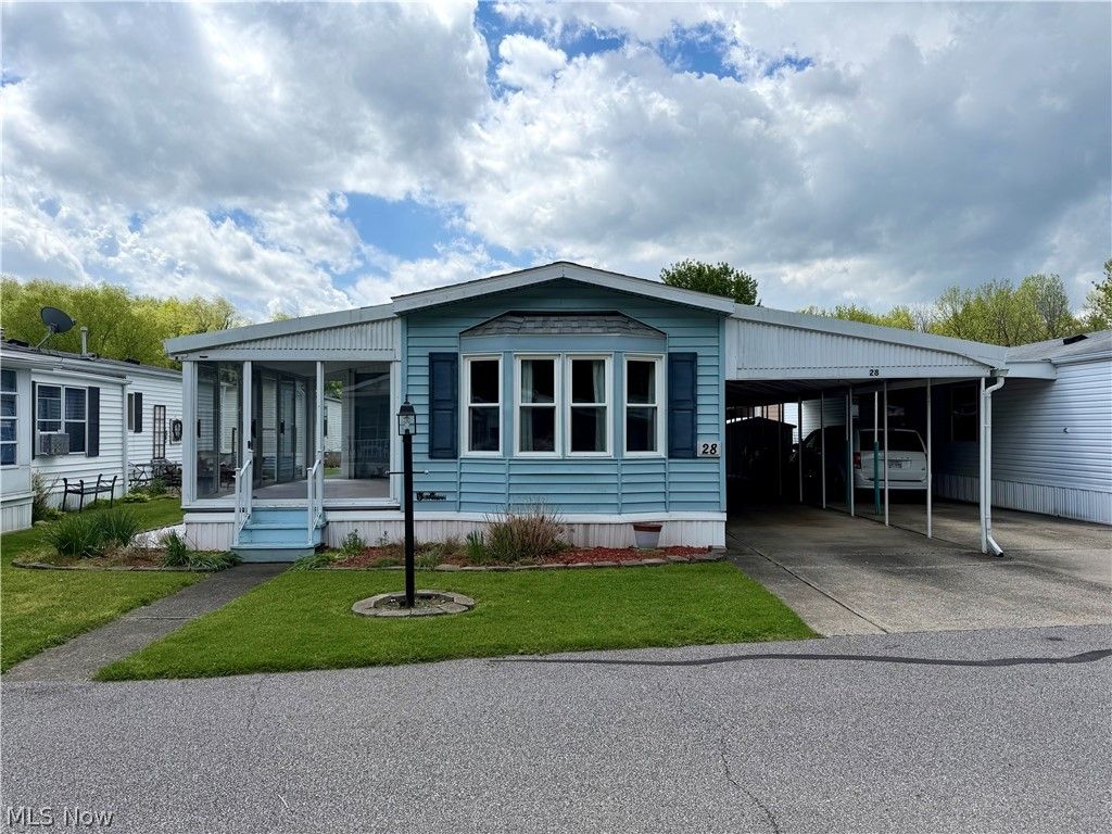 28 Wilpark Drive, Akron, OH 44312