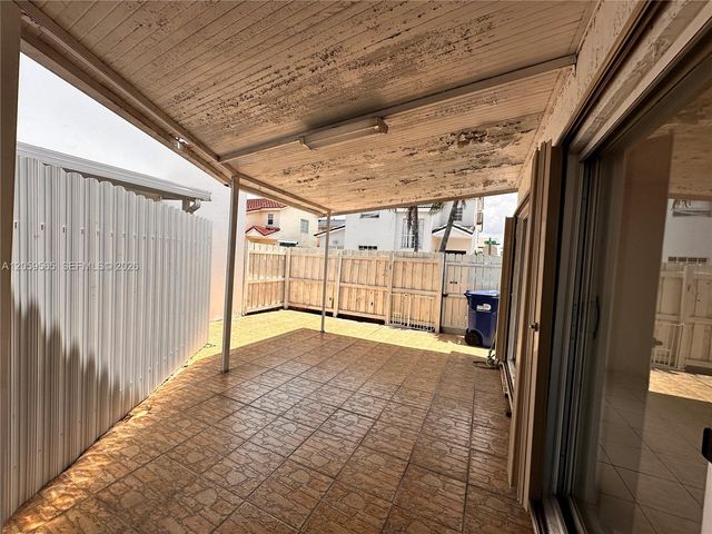 12681 NW 7th Trl -, Miami, FL 33182