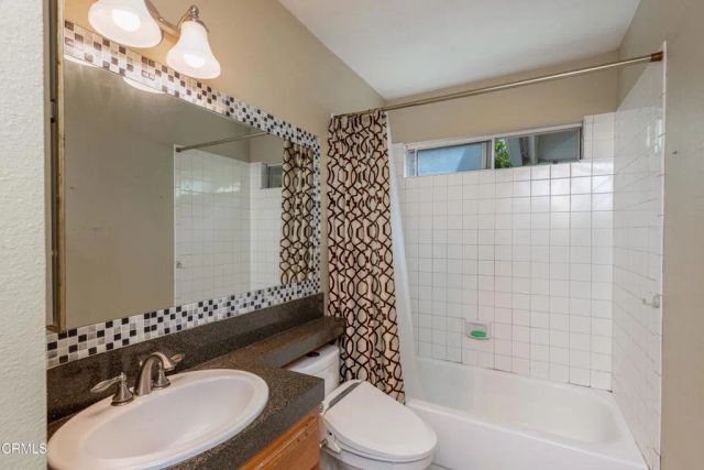 3700 Tracey Court, Bakersfield, CA 93311