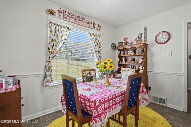 5600 Rolling Hills Drive, Olive Branch, MS 38654