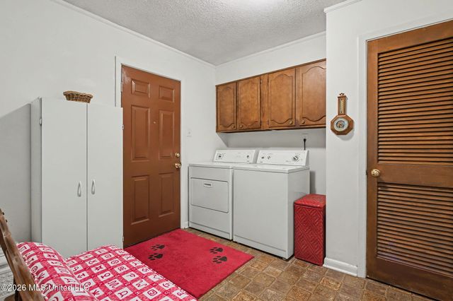 5600 Rolling Hills Drive, Olive Branch, MS 38654