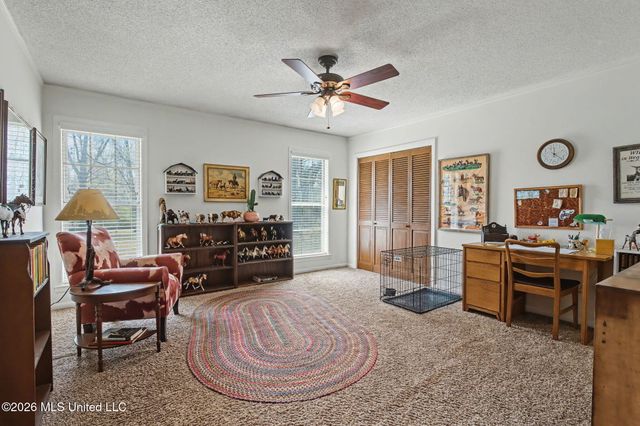 5600 Rolling Hills Drive, Olive Branch, MS 38654