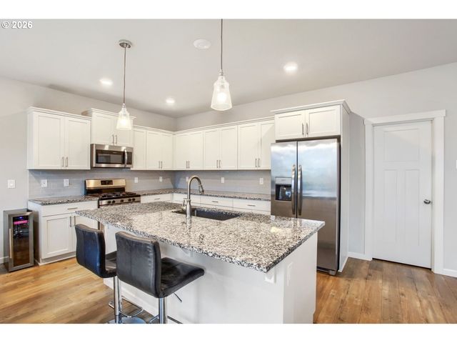 6421 Se 22ND St, Gresham, OR 97080