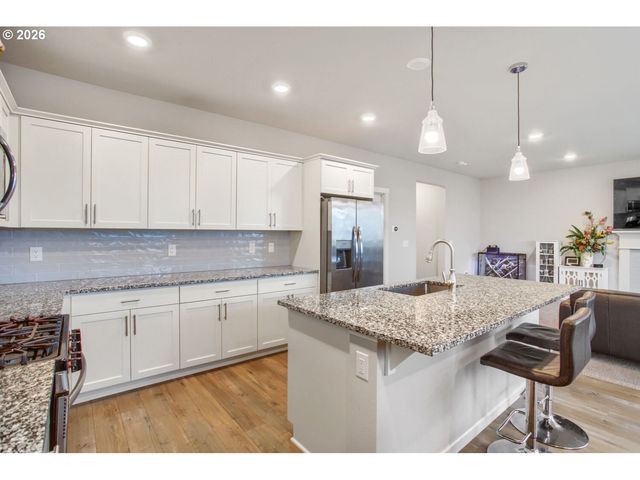 6421 Se 22ND St, Gresham, OR 97080