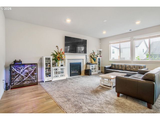 6421 Se 22ND St, Gresham, OR 97080