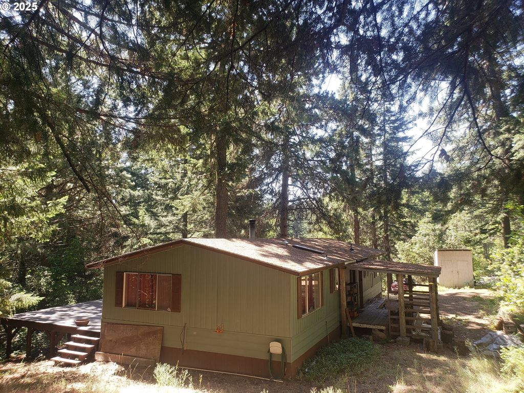 70 APPLETON Rd, Appleton, WA 98602