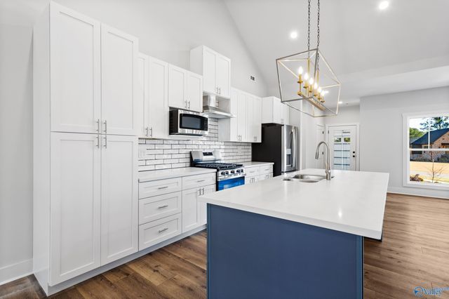 1649 Church Circle, Gadsden, AL 35901