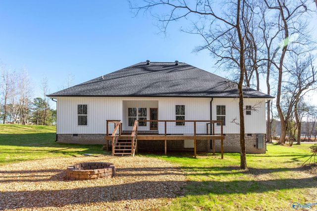 1649 Church Circle, Gadsden, AL 35901