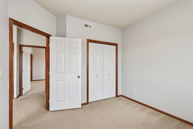 1825 SW White Birch Circle 16, Ankeny, IA 50023