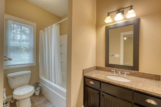 1401 Lakeside Rd., Hiawassee, GA 30546