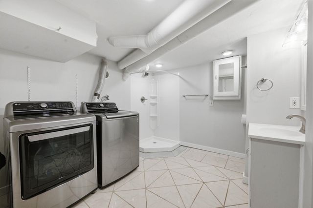 350 N Hillcrest, Wichita, KS 67208