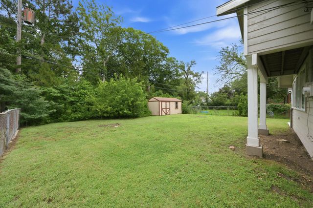 350 N Hillcrest, Wichita, KS 67208