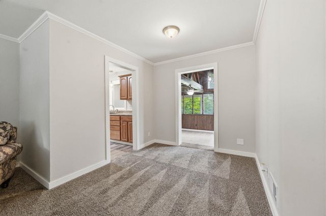 350 N Hillcrest, Wichita, KS 67208