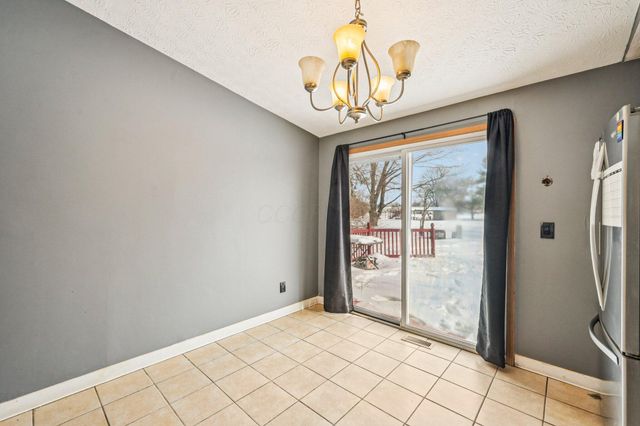 6726 Deepwood Court, Reynoldsburg, OH 43068