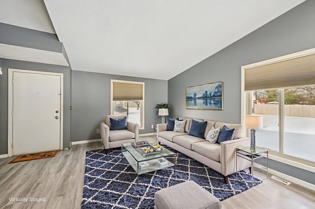 6726 Deepwood Court, Reynoldsburg, OH 43068