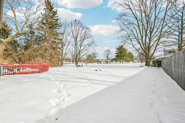 6726 Deepwood Court, Reynoldsburg, OH 43068